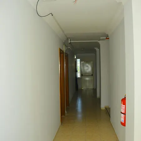Muz Hotel 3*
