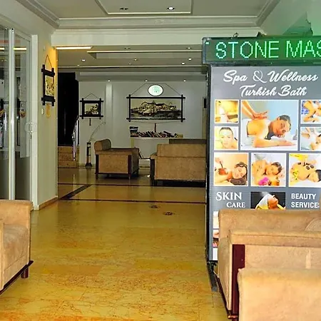 Hotel Muz 3*