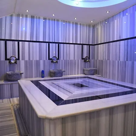 Muz Otel