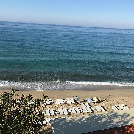 Muz Ξενοδοχείο