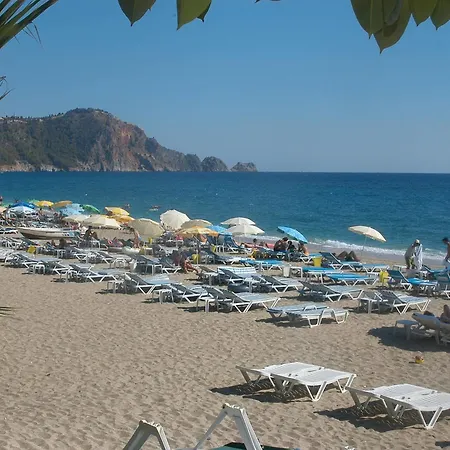 Muz Ξενοδοχείο 3*