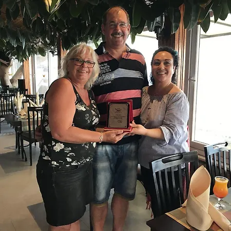 Ξενοδοχείο Muz Αλάνια