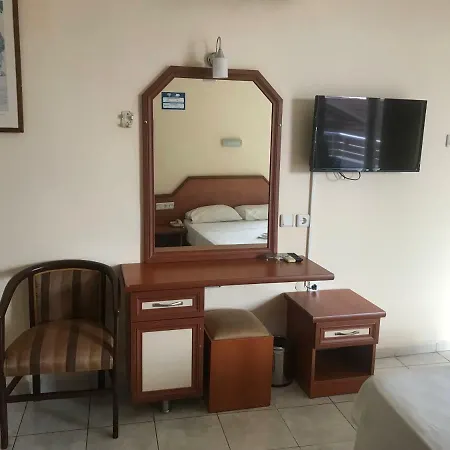 Muz Otel
