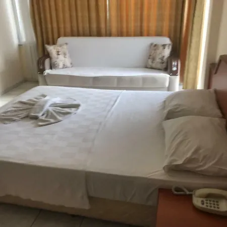 Ξενοδοχείο Muz