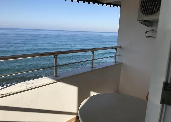 Muz Ξενοδοχείο